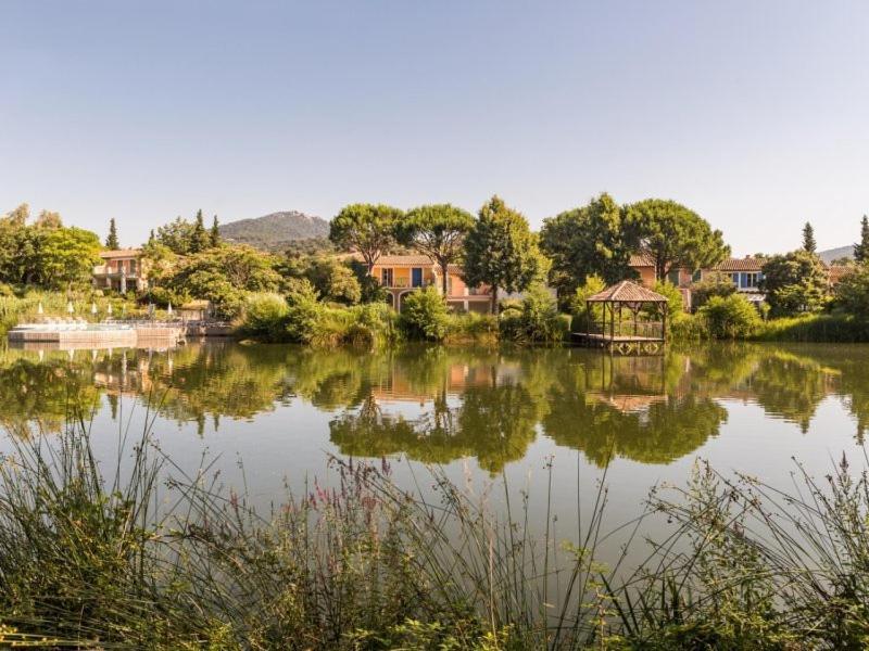 Les Restanques Maison Du Lac 4 Chambres Grimaud Eksteriør billede